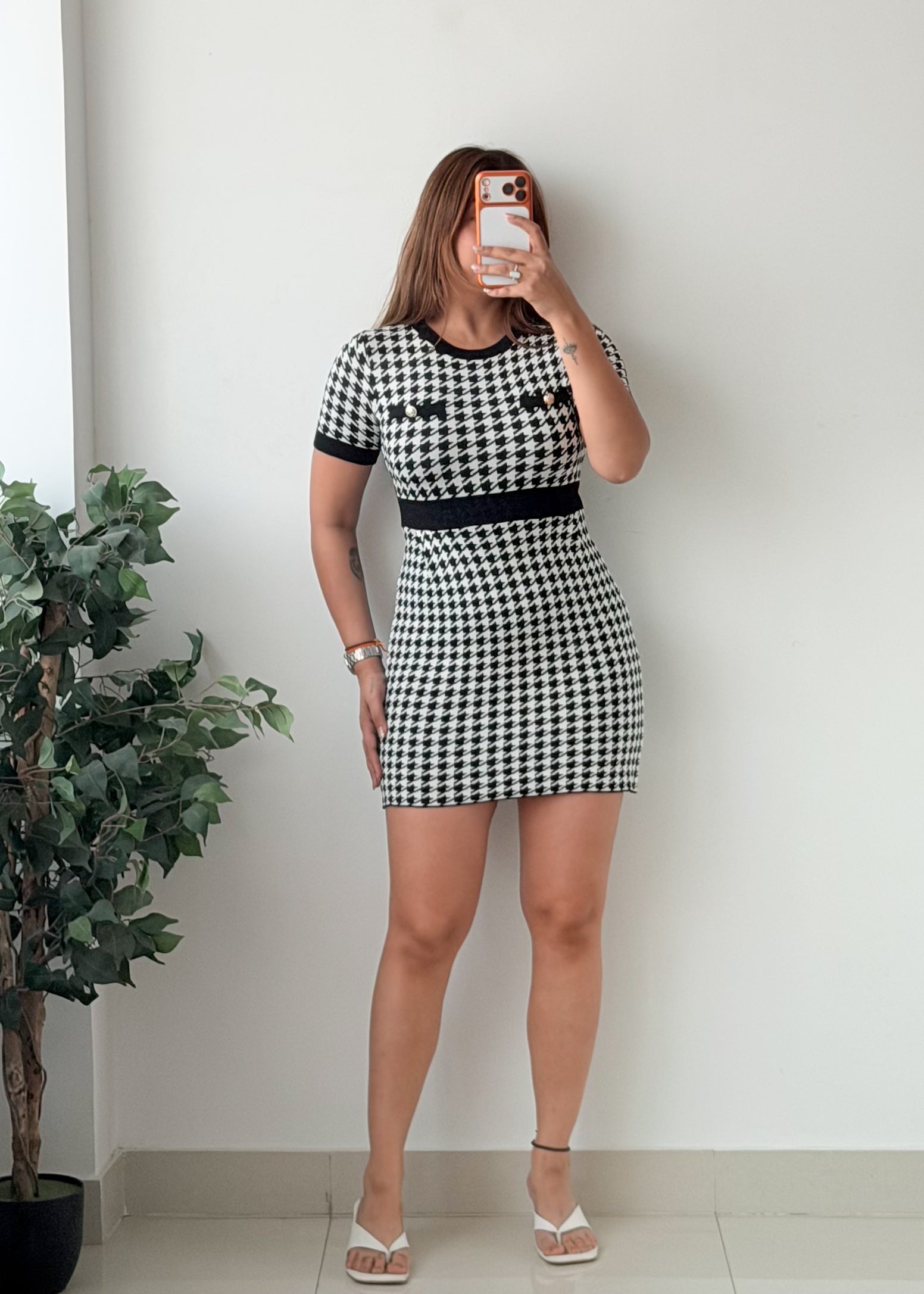 Size S-M Black White Houndstooth Printed Bodycon Mini Dress