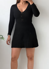 Size XS-S Black V-Neck Button Front Pleated Mini Dress