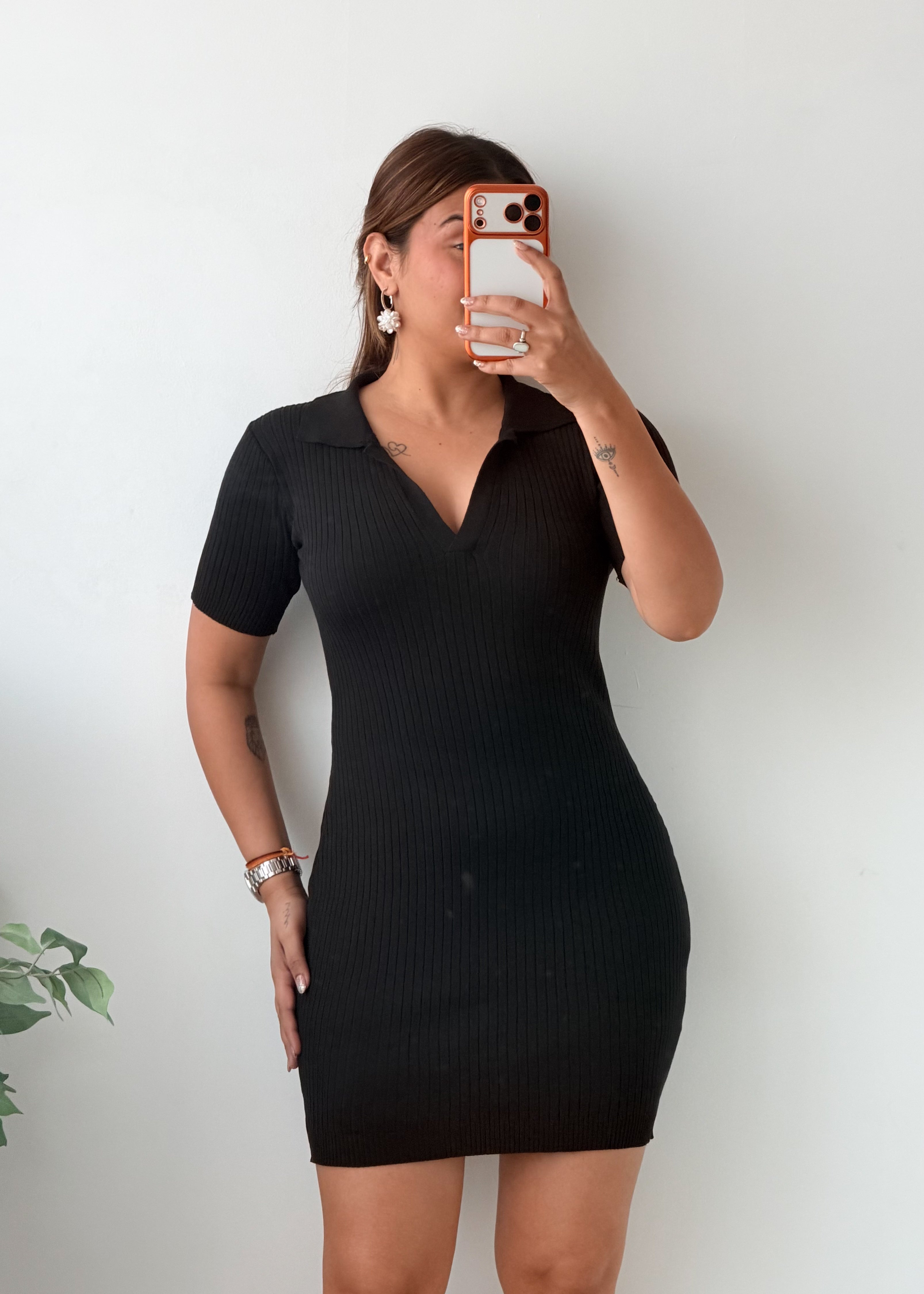 Size M-L Black Ribbed Polo Neck Bodycon Mini Dress